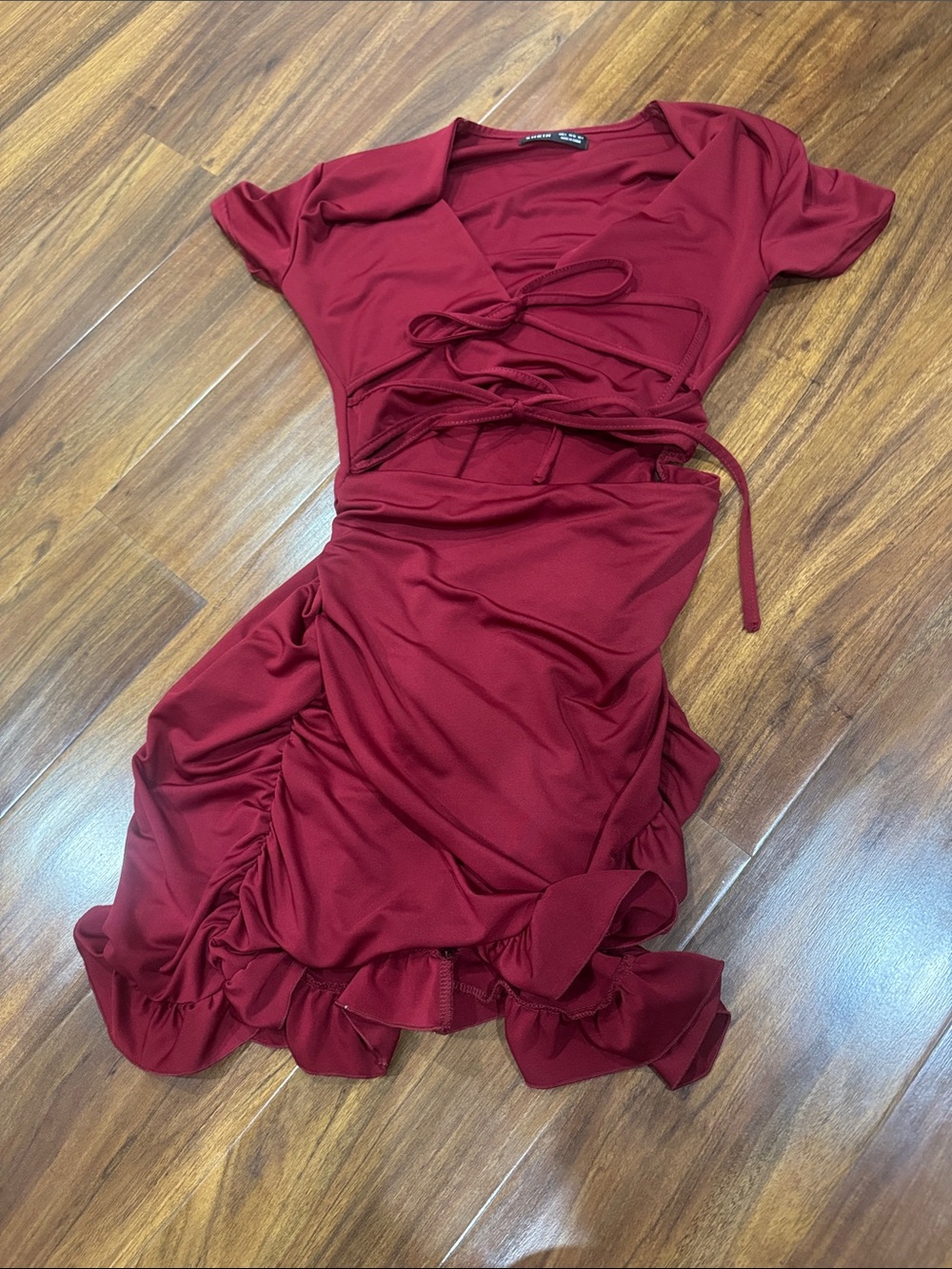 Women’s Burgundy Ruched Tie-Front Dress